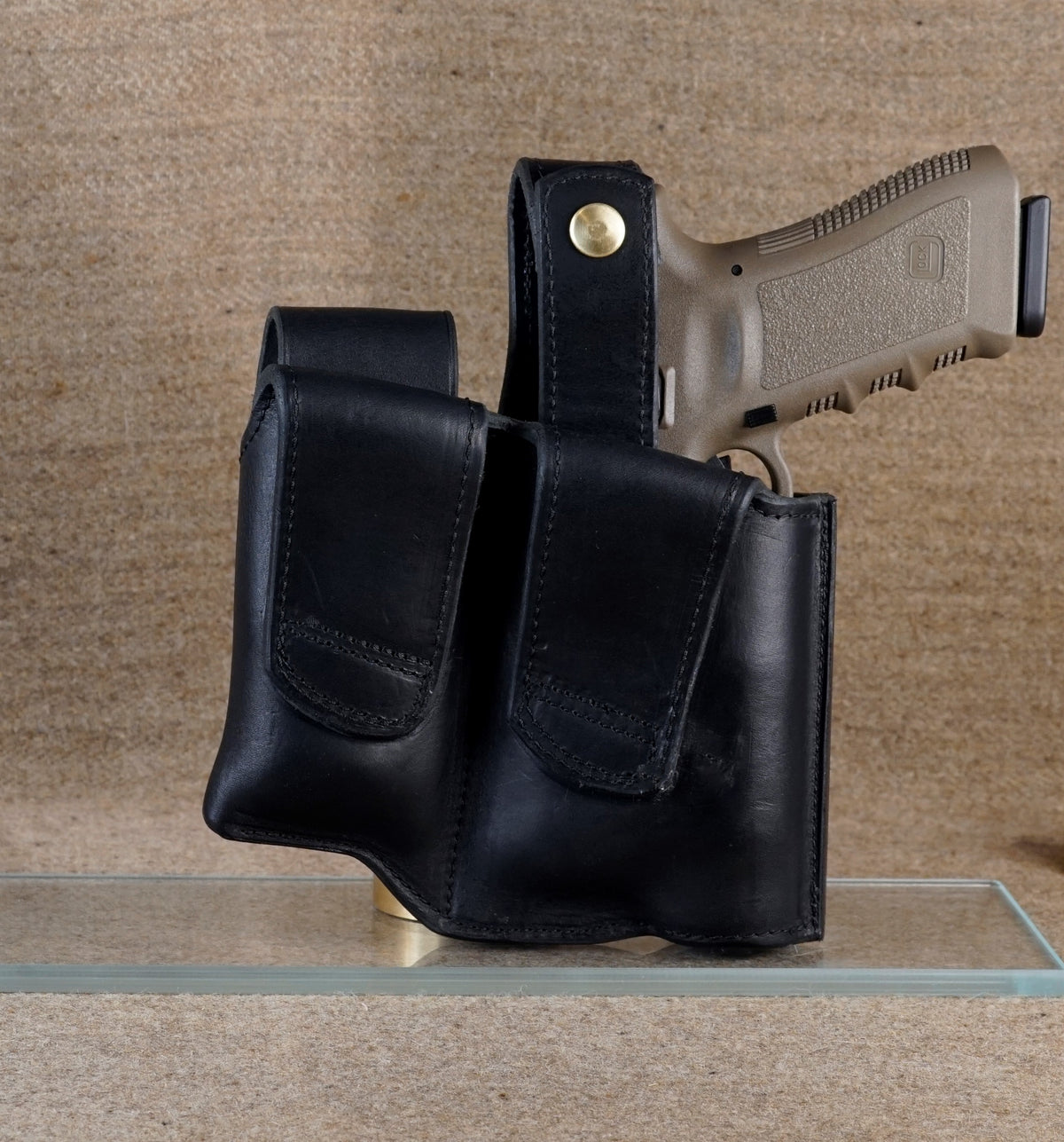 Glock G17 Combo Belt Holster with Accessories Pouch