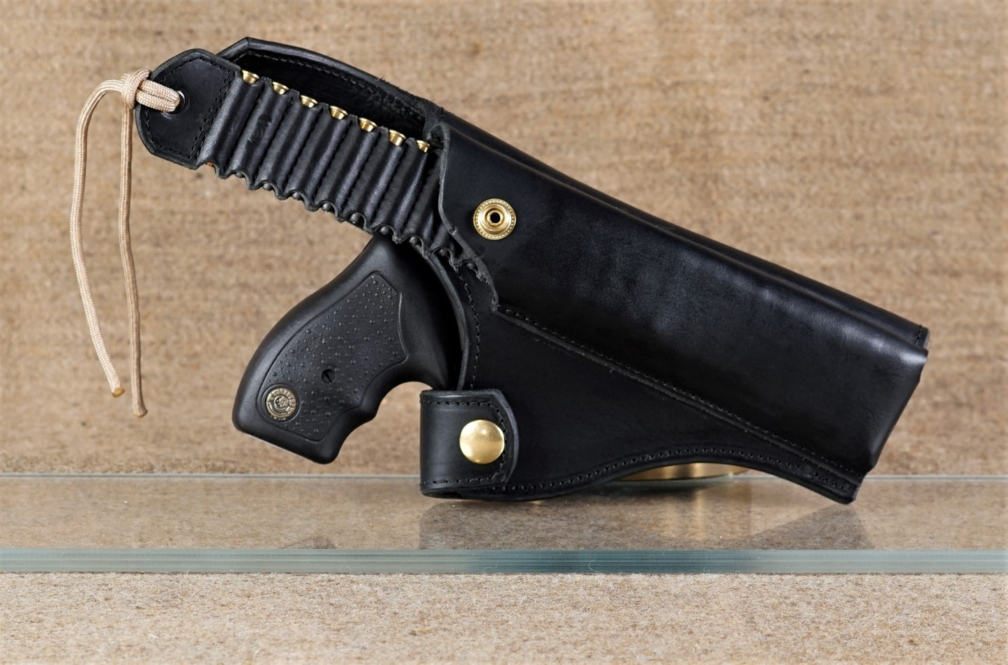 Taurus .22 Magnum "J-Frame" Crossdraw Holster with Reloads
