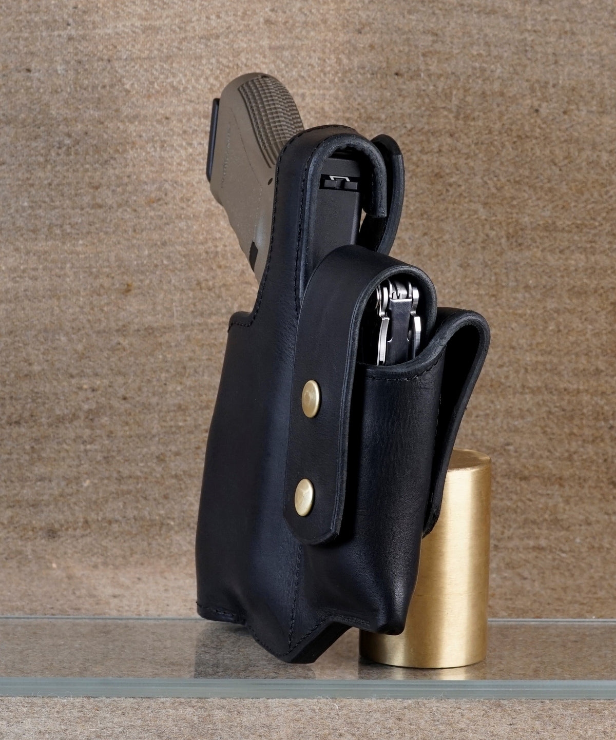 Glock G17 Combo Belt Holster with Accessories Pouch
